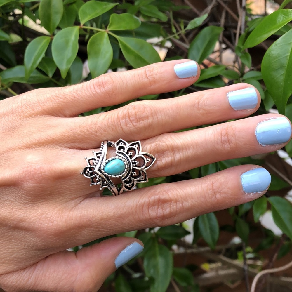 Gorgeous Turquoise Boho Statement Ring - image 5